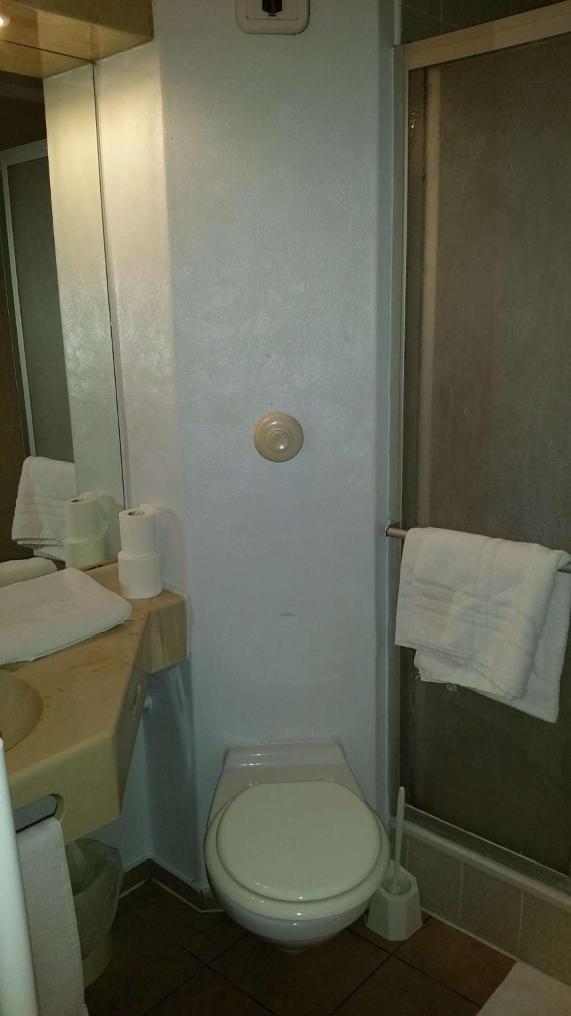Brit Hotel Sarreguemines Ngoại thất bức ảnh