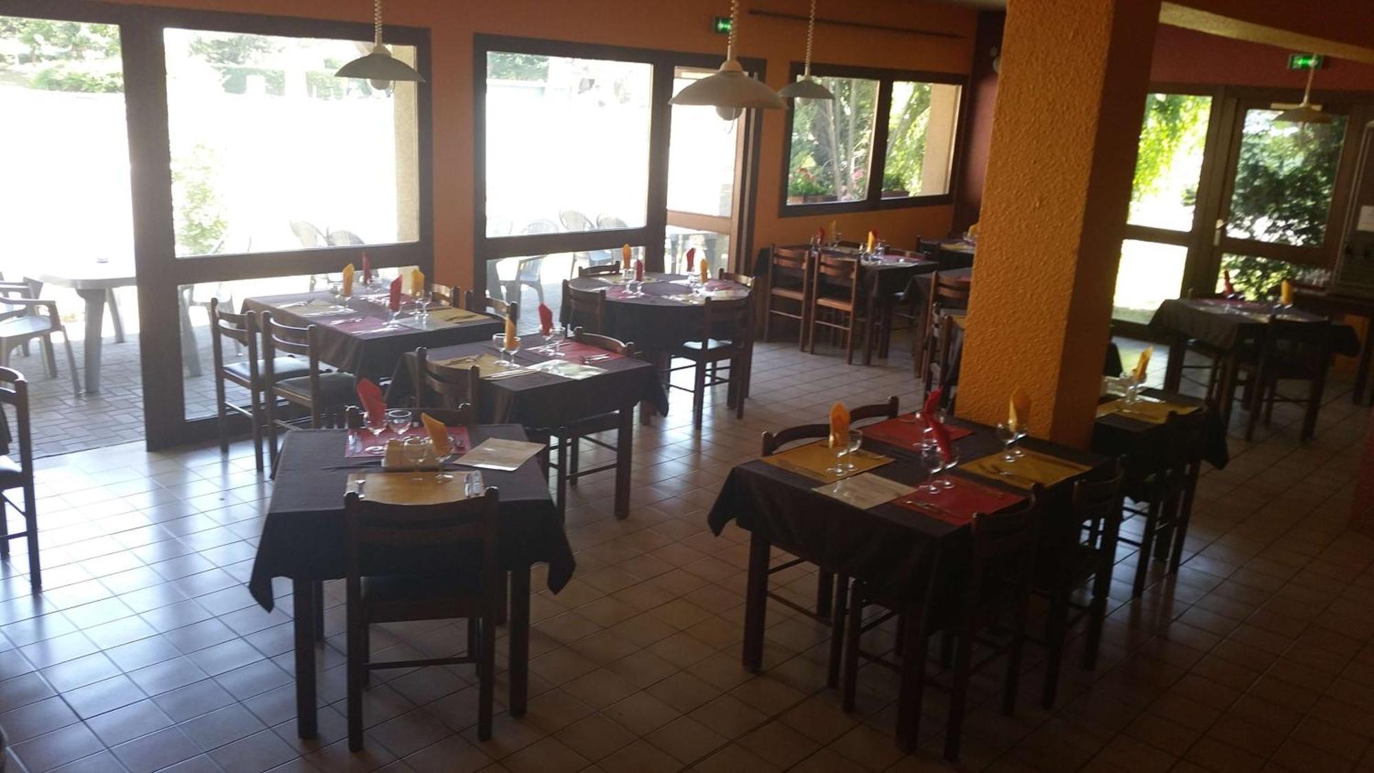 Brit Hotel Sarreguemines Ngoại thất bức ảnh