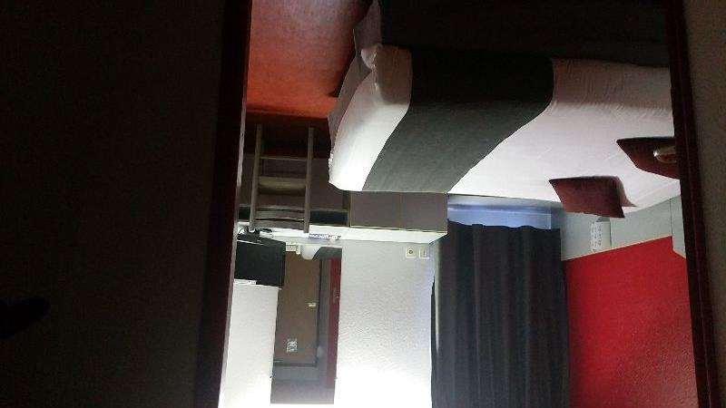 Brit Hotel Sarreguemines Phòng bức ảnh